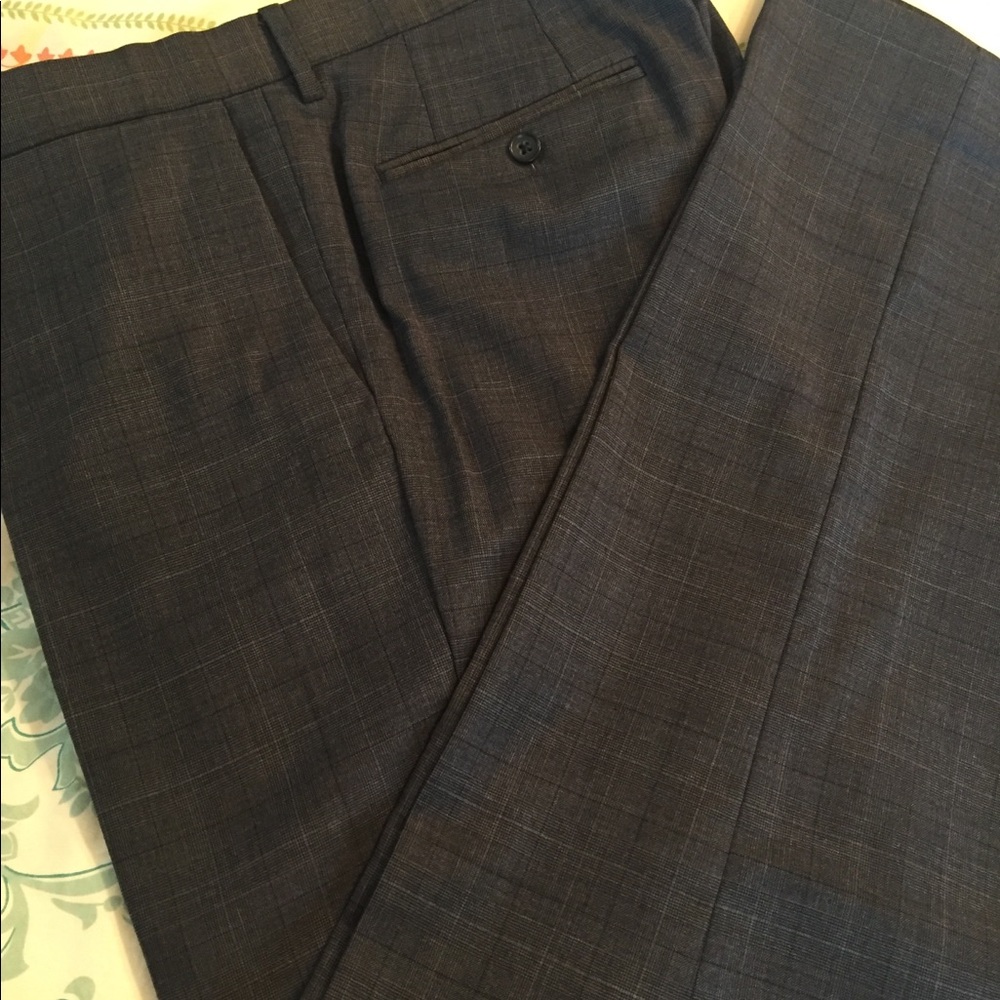 Banana Republic Men’s Classic Fit Dress Pants